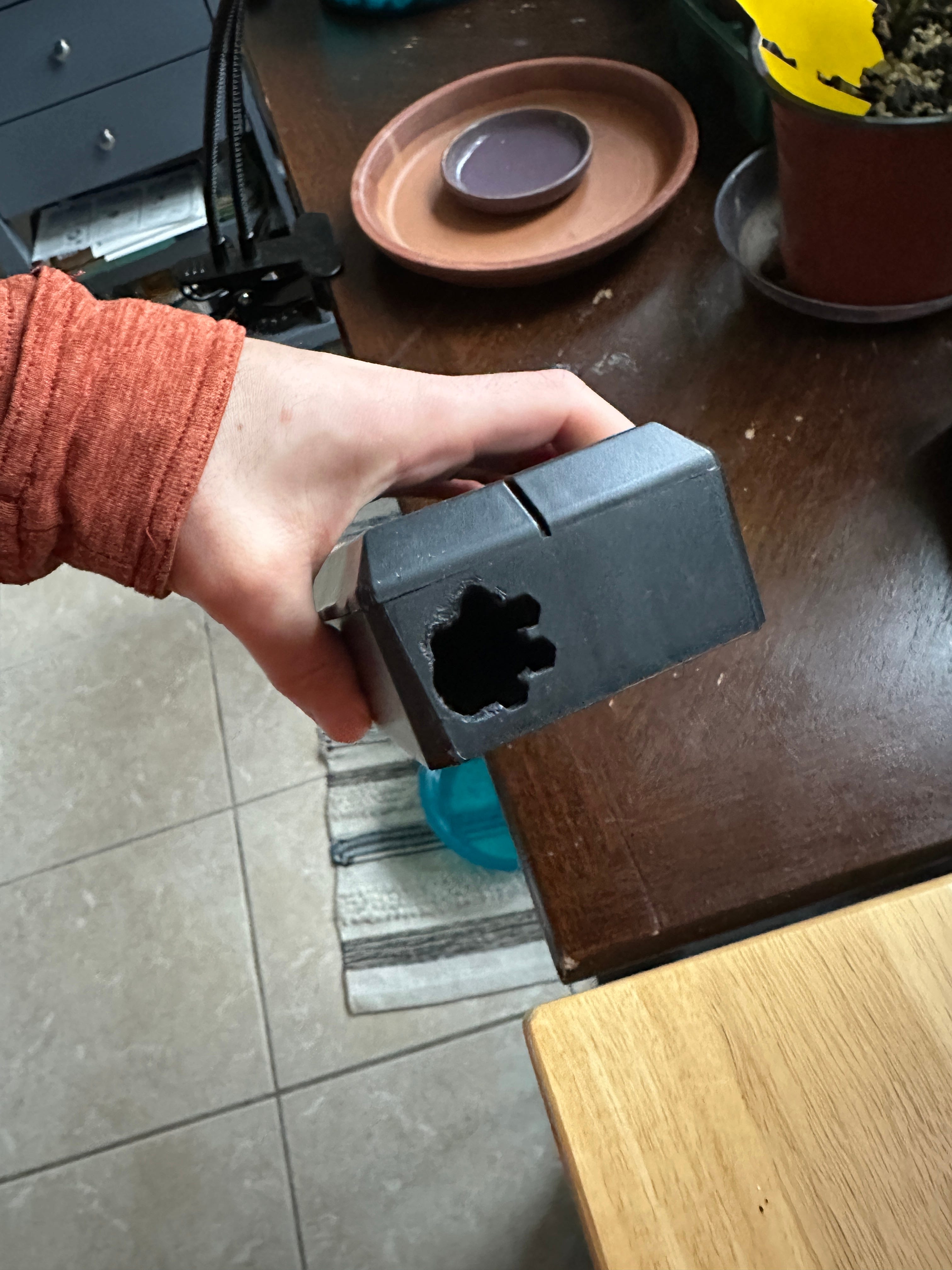 A real photo of Victor® Electronic Mouse Trap by I (2)